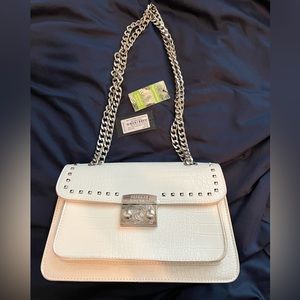 NWT Bagdley Mischka White Chain Handbag